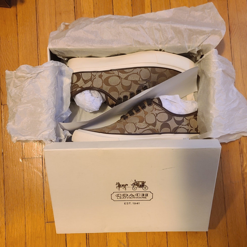 NEW Coach Men Shoes 8.5 Authentic!!!